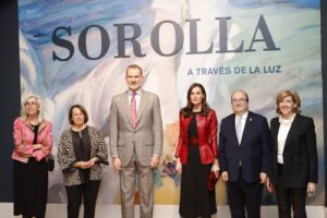 Los Reyes de España inauguran la exposición Sorolla a través de la luz